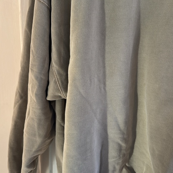 Elwood Oversized Core Crewneck - Picture 6 of 7